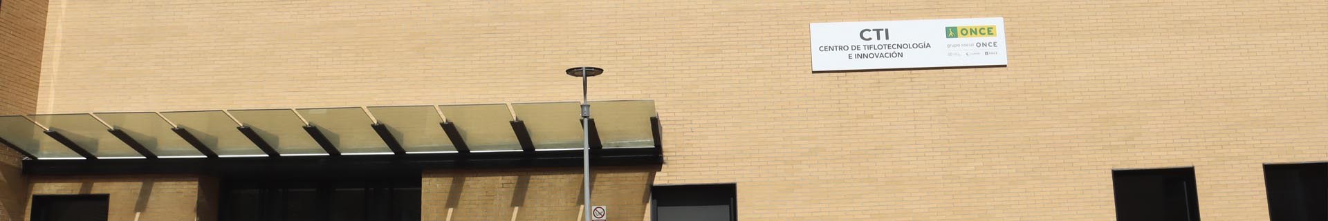 Frente del edificio del CTI