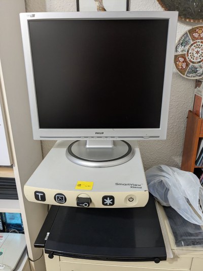 Imagen de lupa electrónica humanware smartview xtend